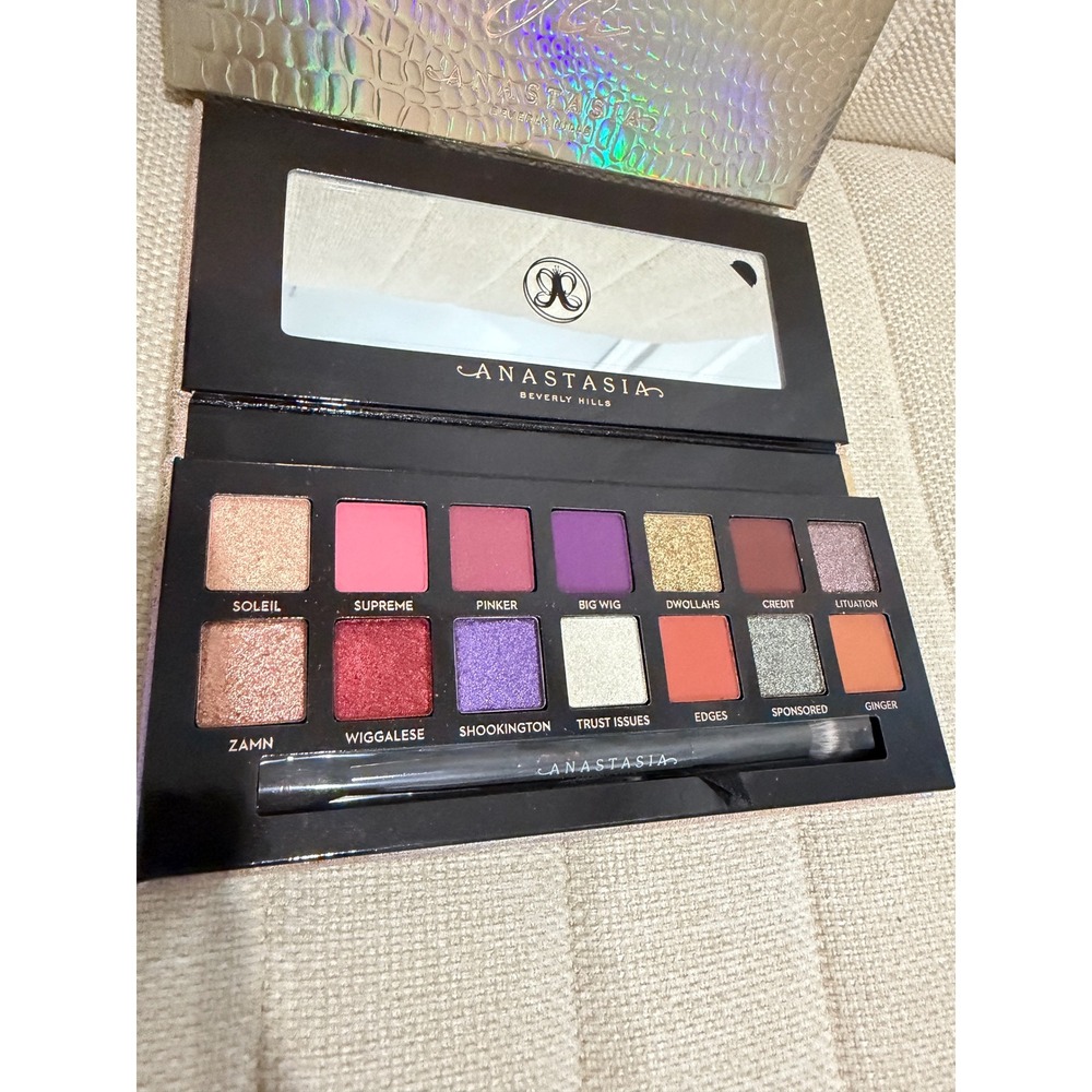 Anastasia Beverly Hills Jackie Aina Eyeshadow Palette 14 Shades Iridescent Case - Picture 3 of 4